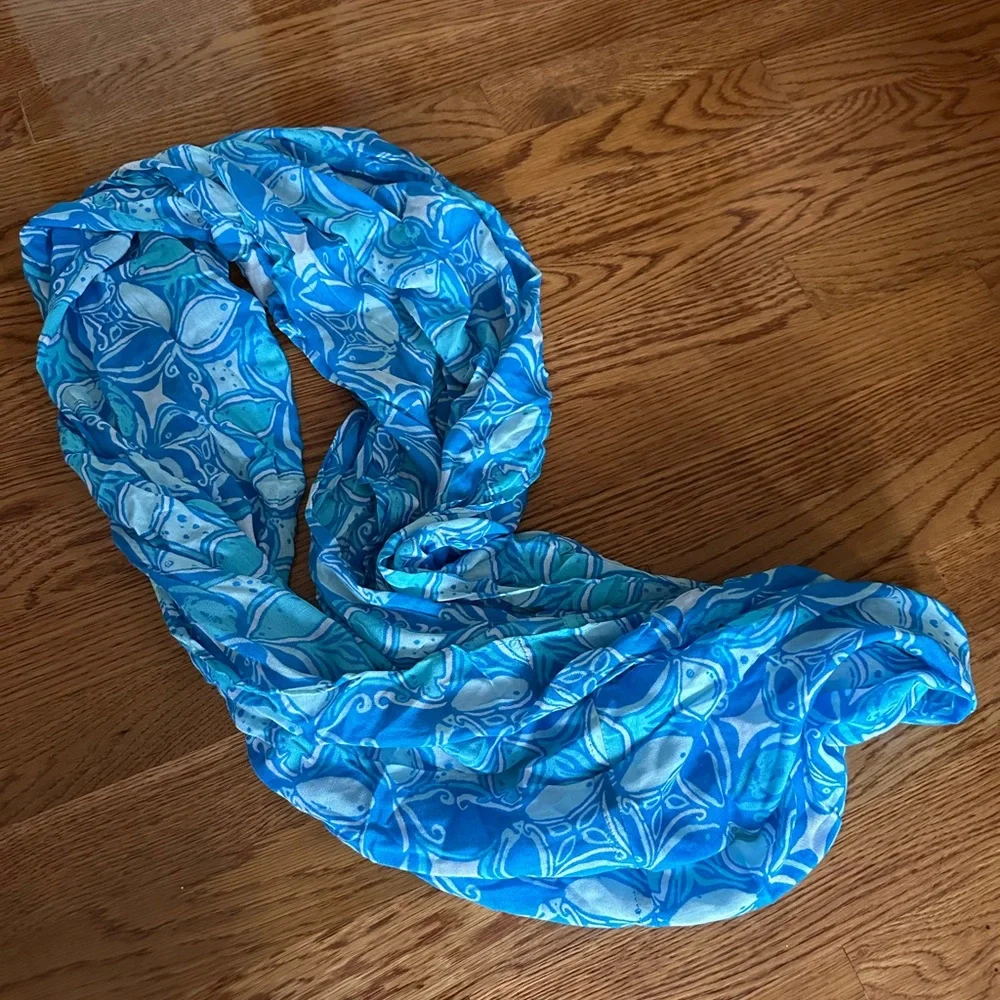 Lilly Pulitzer Riley Infinity scarf - Picture 2 of 3